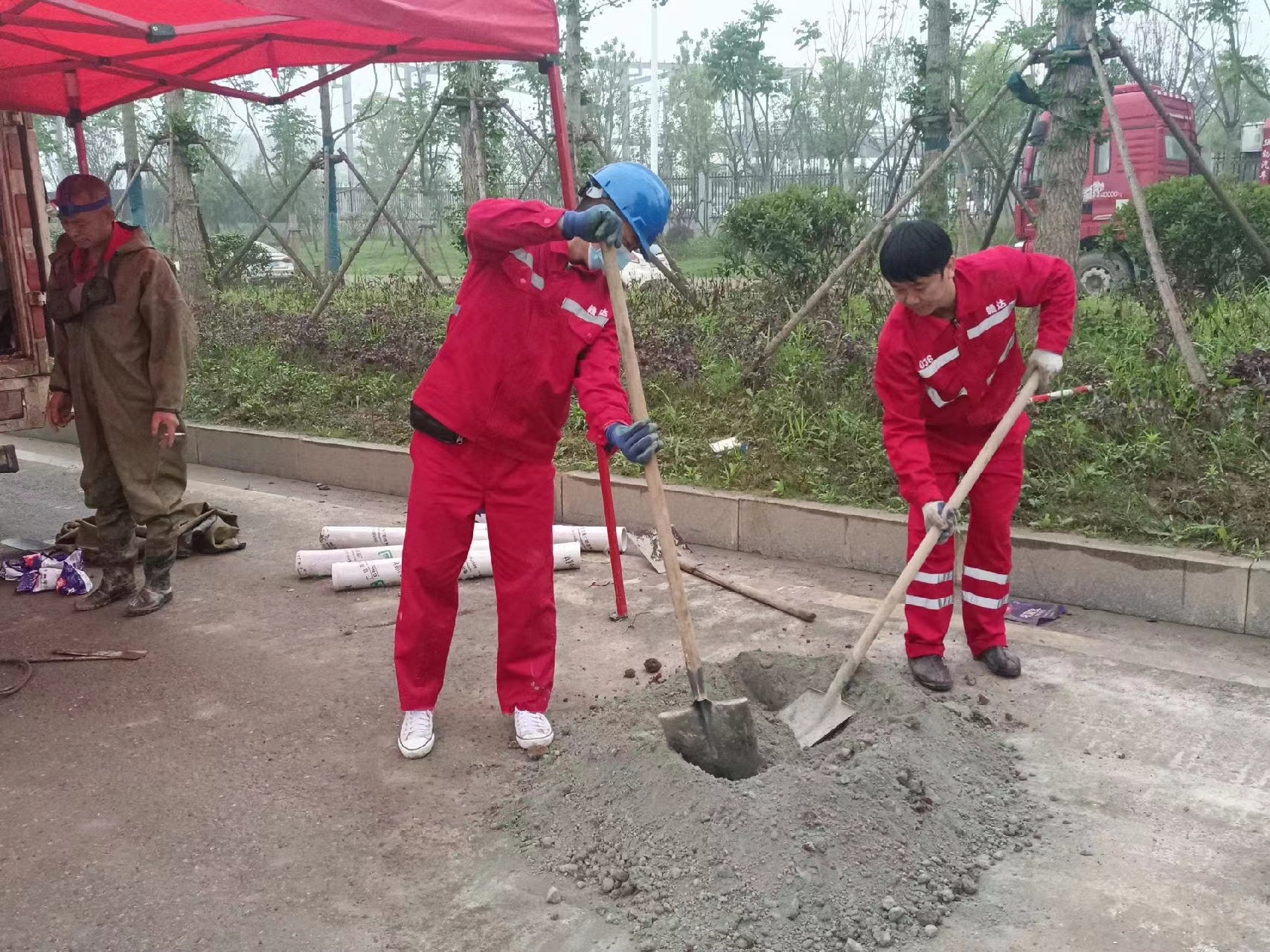 岫岩管道疏通哪家好】及时进行市政管道清淤